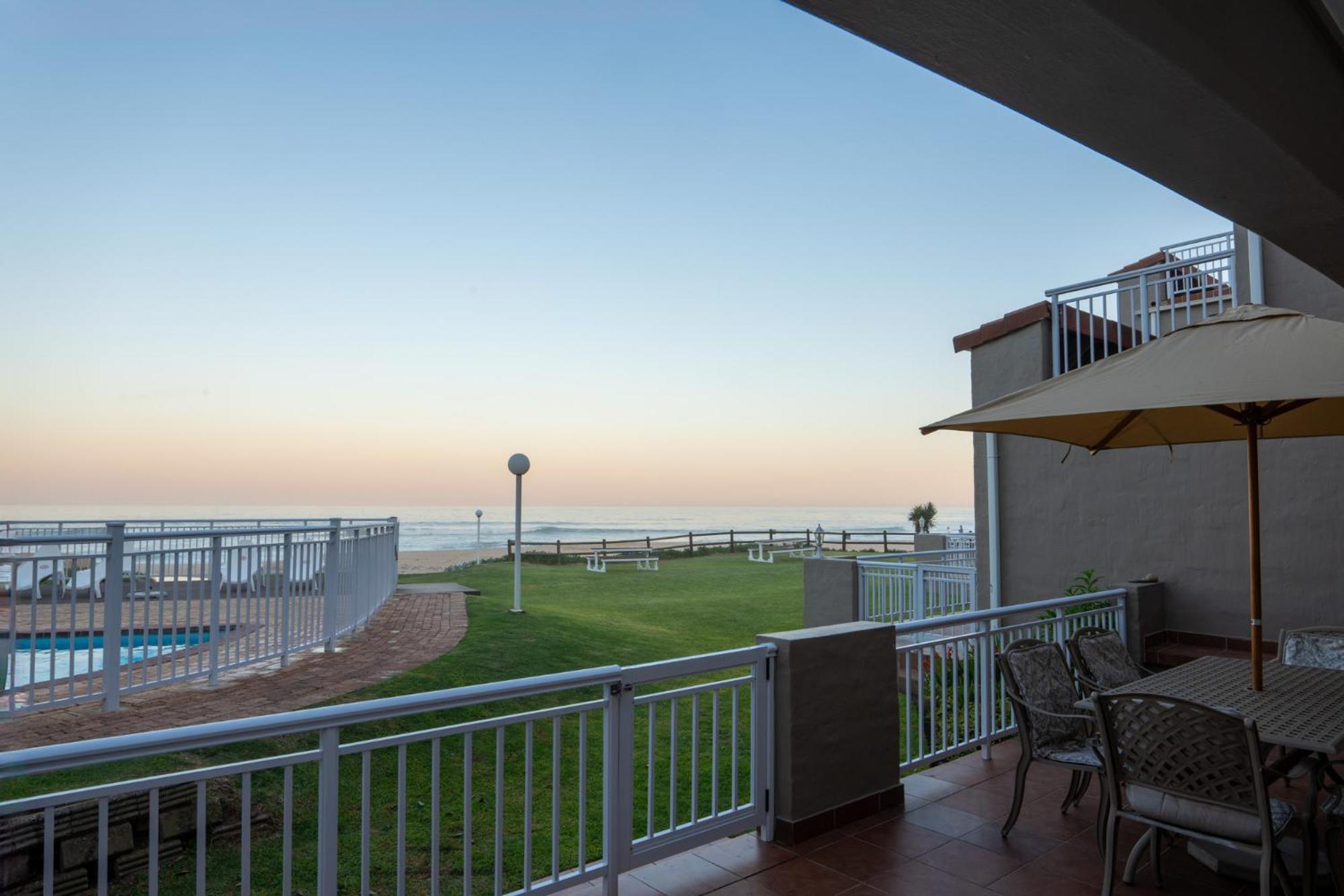 Jeffreys Bay Villas On The Beach Экстерьер фото